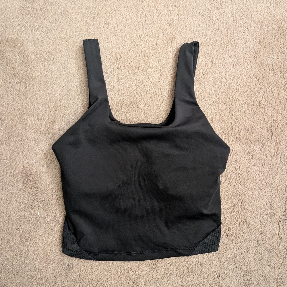 Old Navy Activewear Powersoft Built-in Bra